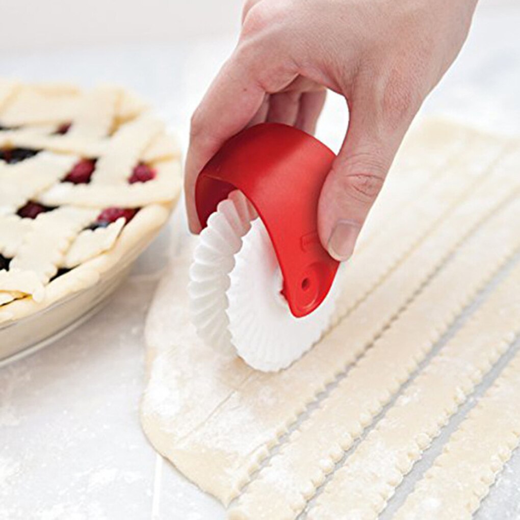 Baking Tools Kitchen Face Point Cutting Wheel Curl Wheel Manual Facer Roller Knife Kitchen Gadget