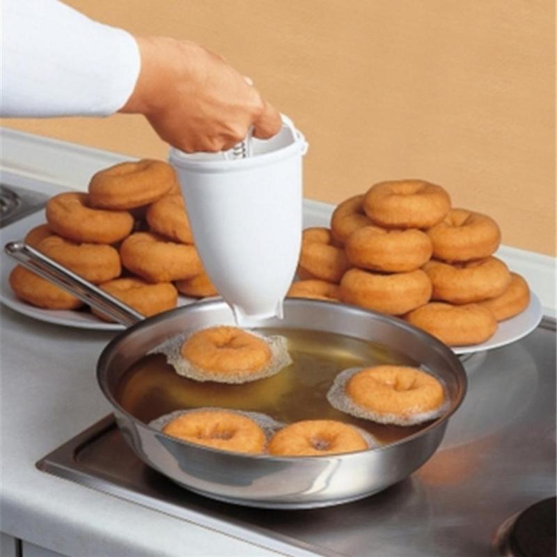 Plastic Light weight Donut Maker Dispenser Deep Fry Donut Mould Easy Fast Portable Arabic Waffle Doughnut Gadget