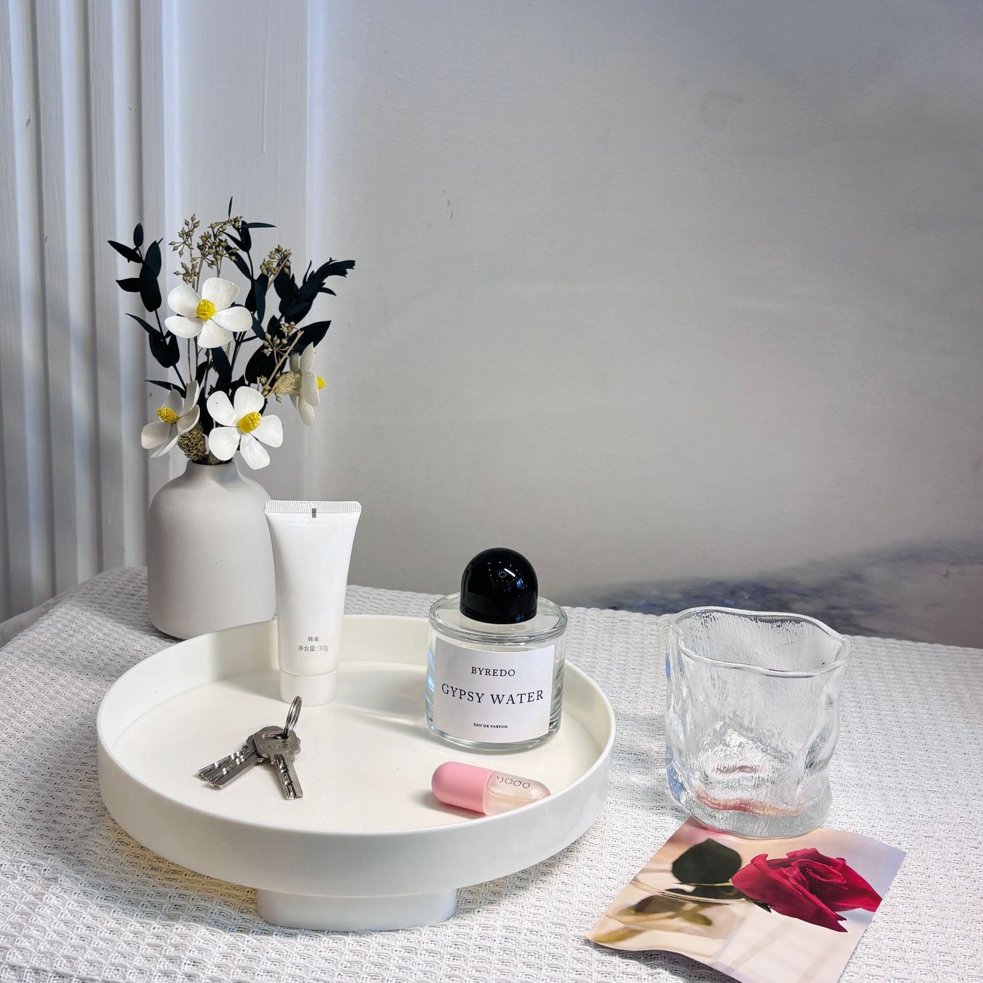 ins desktop cosmetics storage box tray